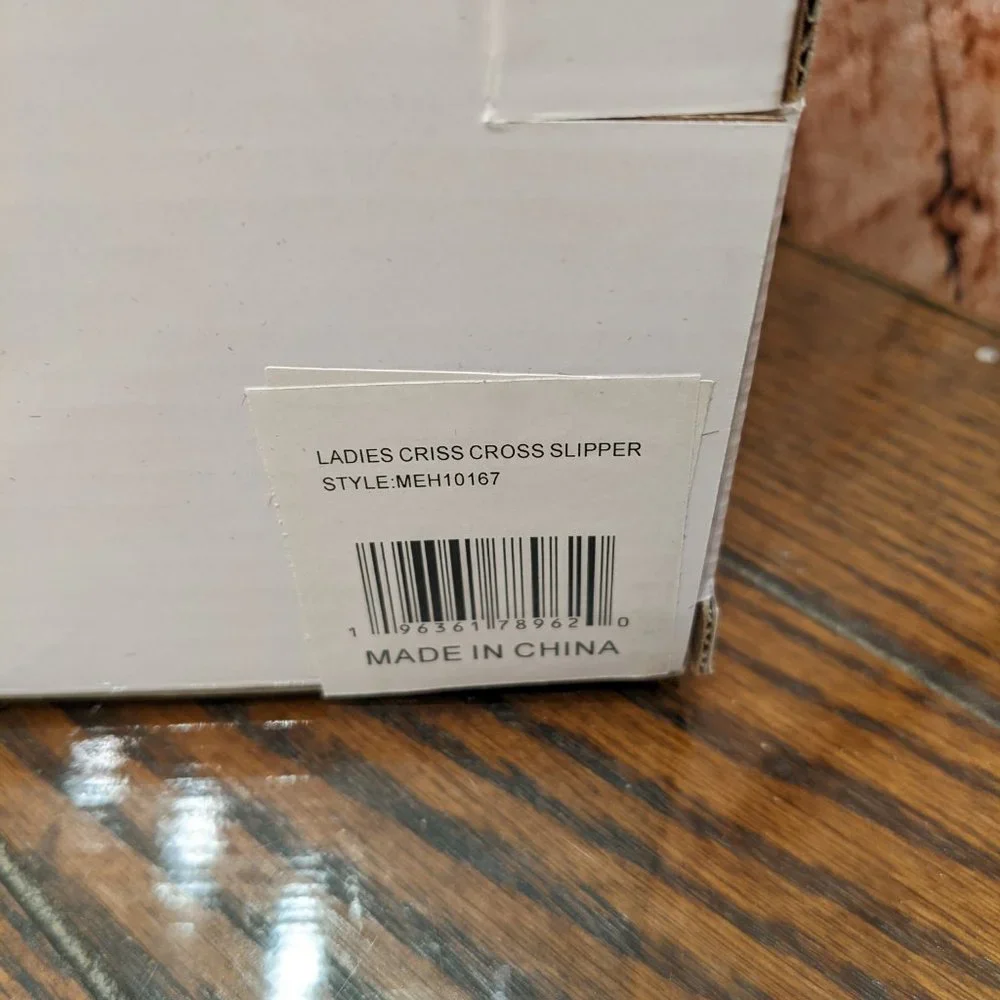 Steve Madden Criss Cross Slippers BLACK Size Large 9-10 NEW in BOX - Picture 7 of 11